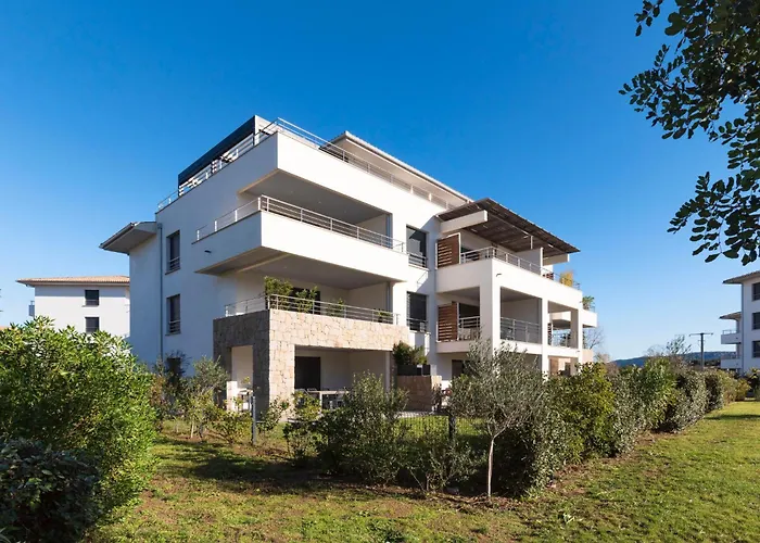 Apartment Domaine D'arca-3 By Interhome